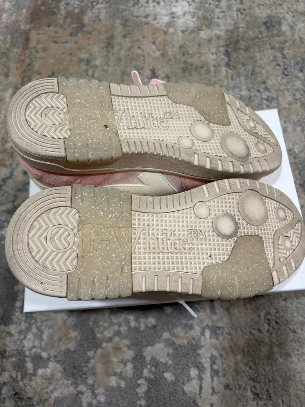 Off-White out of office Pink and Cream Suede sneakers - Picture 5 of 7